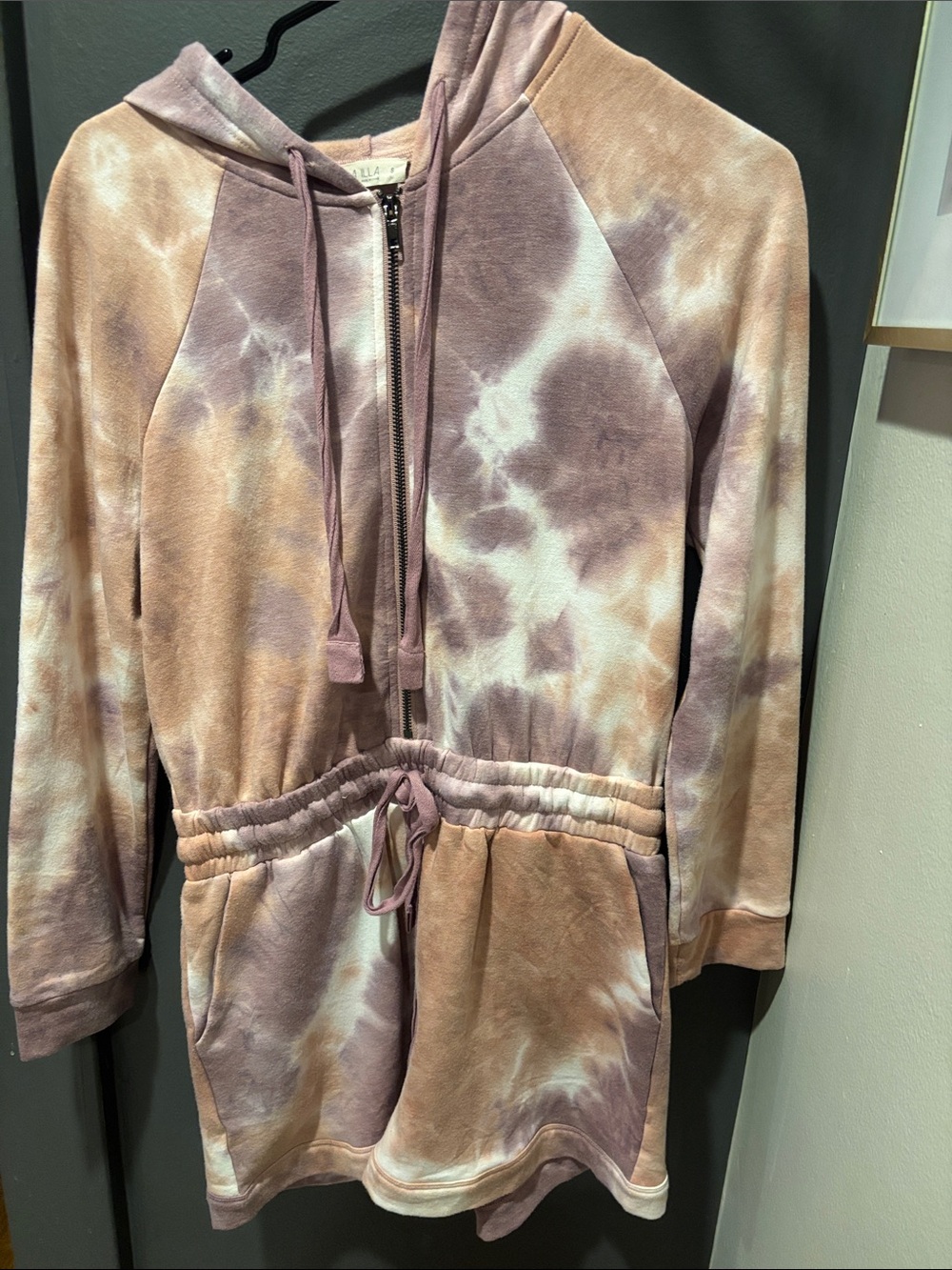 ILLA ILLA Blush & Lavender Tie-Dye Hooded Bodysuit Romper